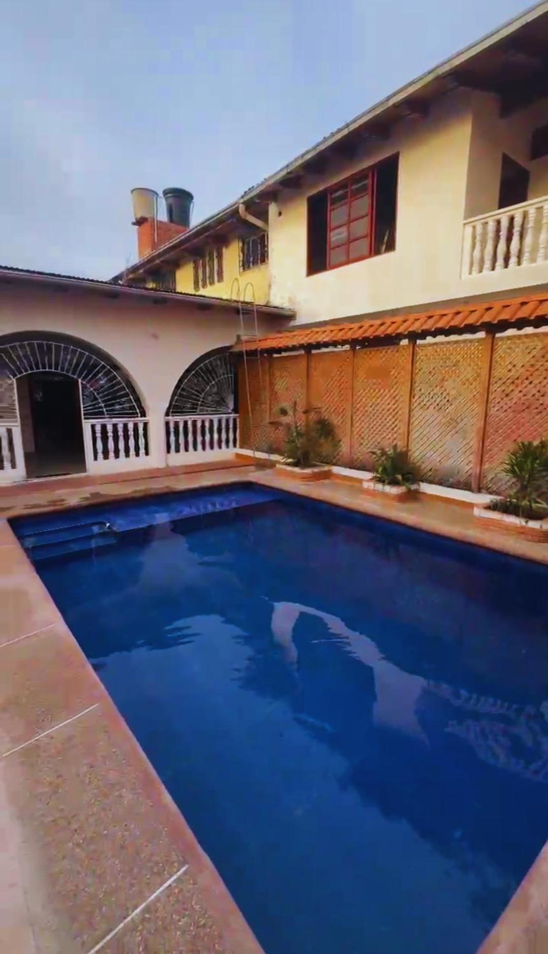 El Jaguar Casa Hotel Leticia Eksteriør billede