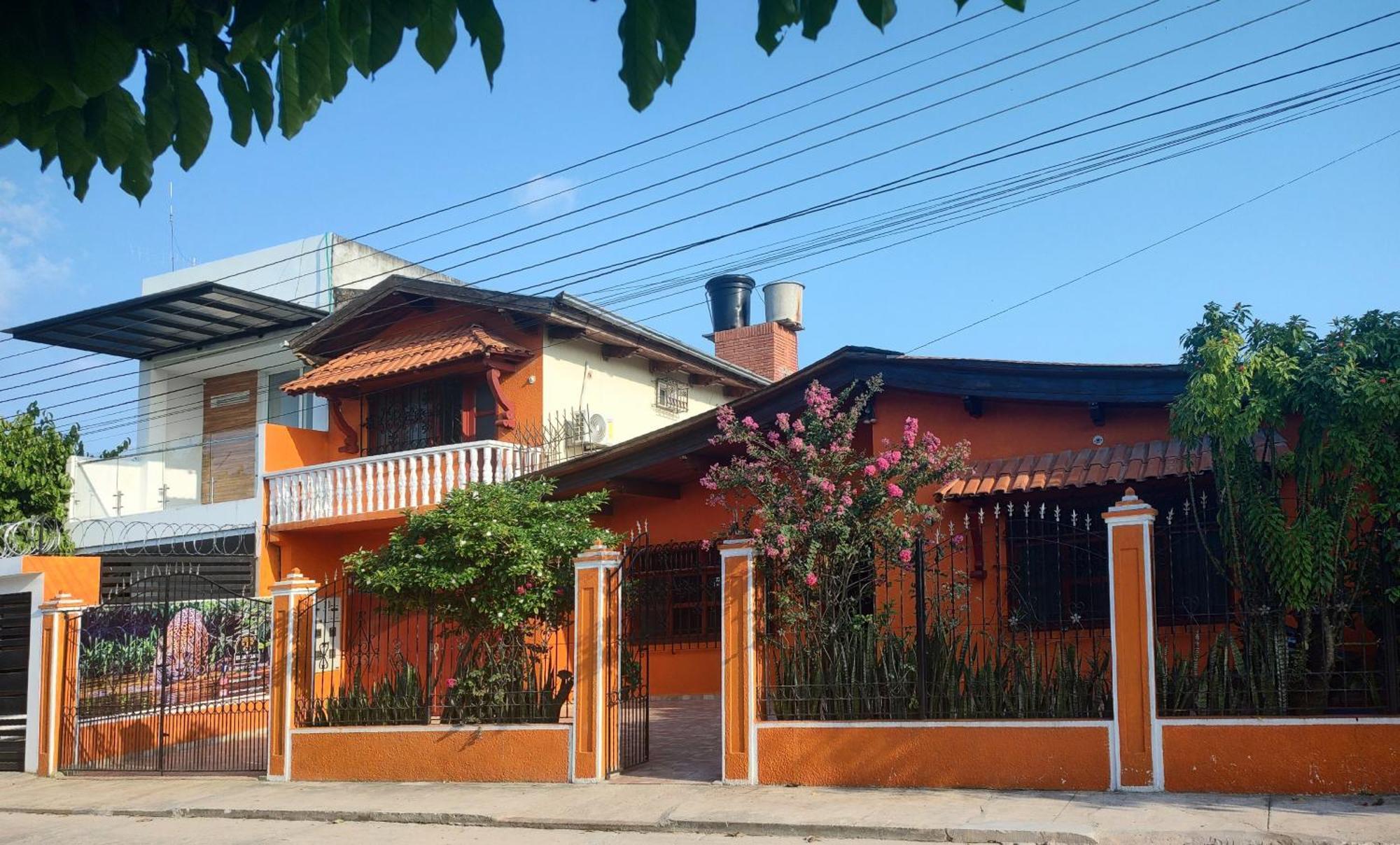 El Jaguar Casa Hotel Leticia Eksteriør billede