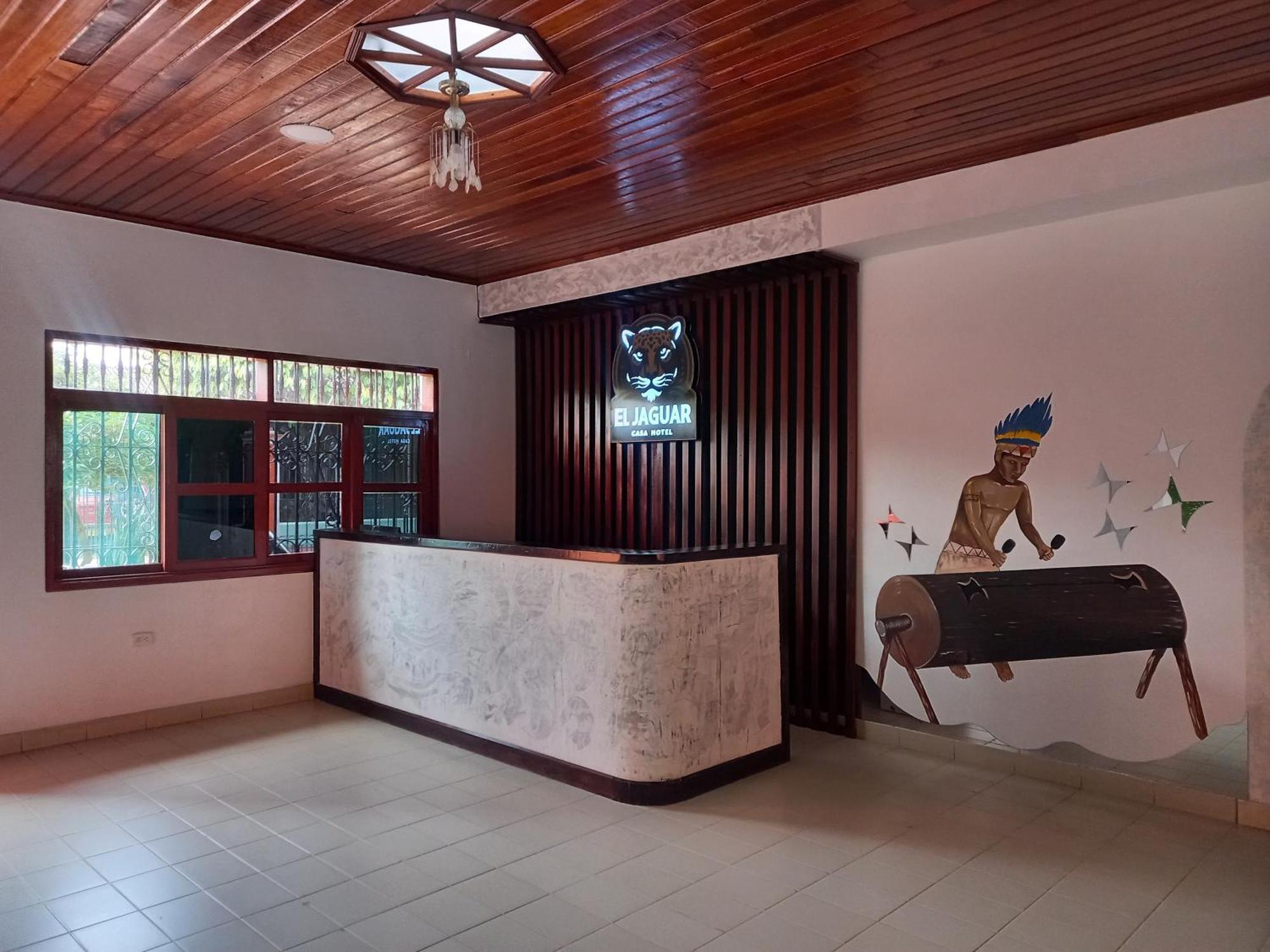 El Jaguar Casa Hotel Leticia Eksteriør billede