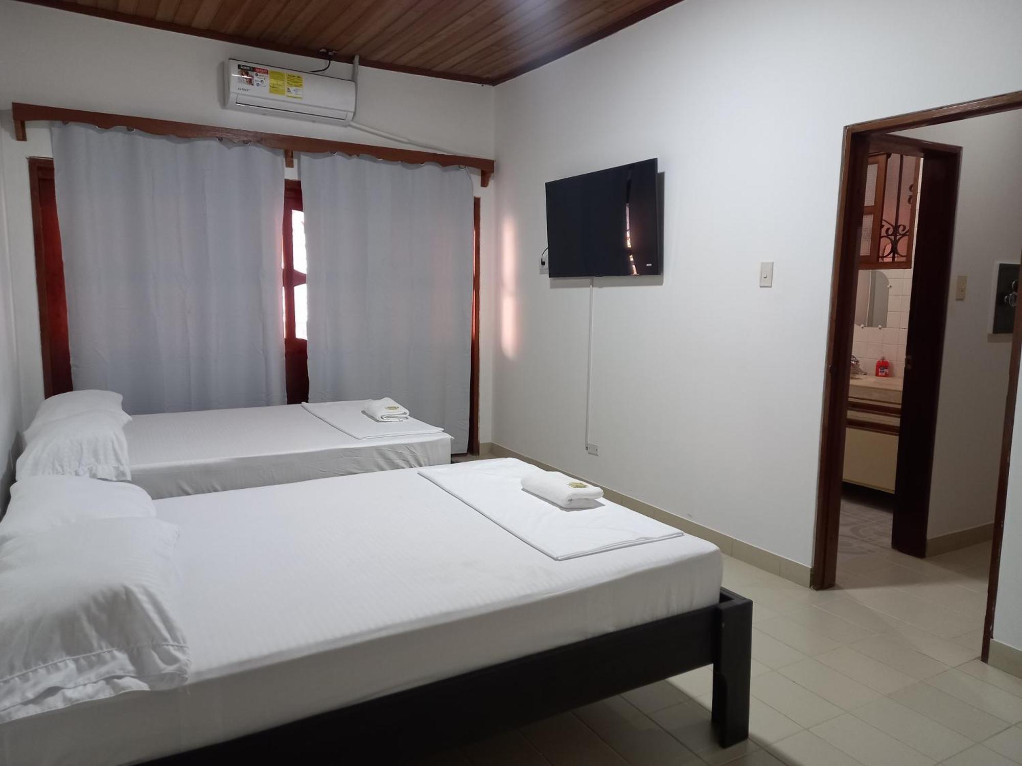 El Jaguar Casa Hotel Leticia Eksteriør billede