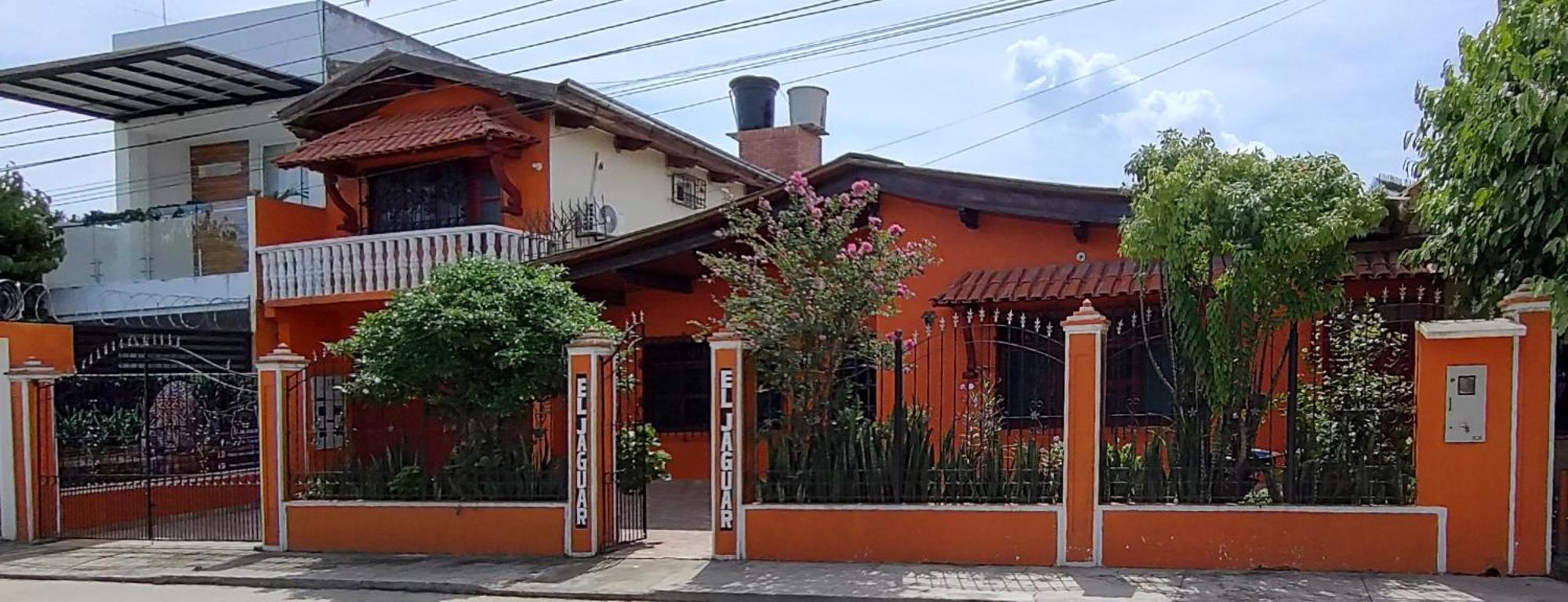 El Jaguar Casa Hotel Leticia Eksteriør billede